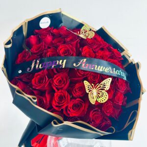 Red roses, Anniversary flowers, Same-day delivery, Romantic flowers, Love bouquet, Long-stemmed roses, Luxury flowers, Special occasion flowers, Valentine's Day, Birthday flowers. Flower arrangement. Anniversary gift. Same-day delivery. Romantic gift. Luxury gift. Floral design. Red flowers. Love. Flower delivery Hialeah Miami, Order flowers online Hialeah, Hialeah flower shop delivery, Miami flower delivery same day, Buy flowers online Hialeah, Flower arrangements Hialeah Miami, Hialeah florist delivery, Miami flower delivery near me, Order flowers online for delivery in Hialeah Miami, Flowers for birthday delivery Hialeah, Wedding flowers Hialeah.