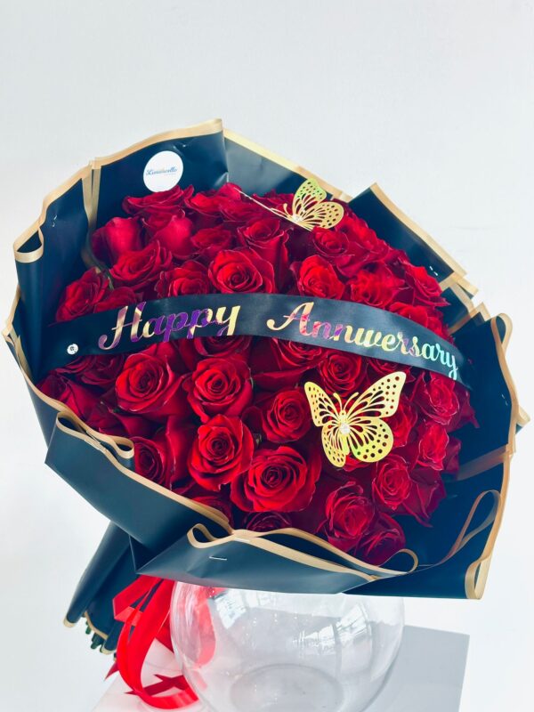 Red roses, Anniversary flowers, Same-day delivery, Romantic flowers, Love bouquet, Long-stemmed roses, Luxury flowers, Special occasion flowers, Valentine's Day, Birthday flowers. Flower arrangement. Anniversary gift. Same-day delivery. Romantic gift. Luxury gift. Floral design. Red flowers. Love. Flower delivery Hialeah Miami, Order flowers online Hialeah, Hialeah flower shop delivery, Miami flower delivery same day, Buy flowers online Hialeah, Flower arrangements Hialeah Miami, Hialeah florist delivery, Miami flower delivery near me, Order flowers online for delivery in Hialeah Miami, Flowers for birthday delivery Hialeah, Wedding flowers Hialeah.