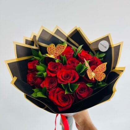 1 dozen roses